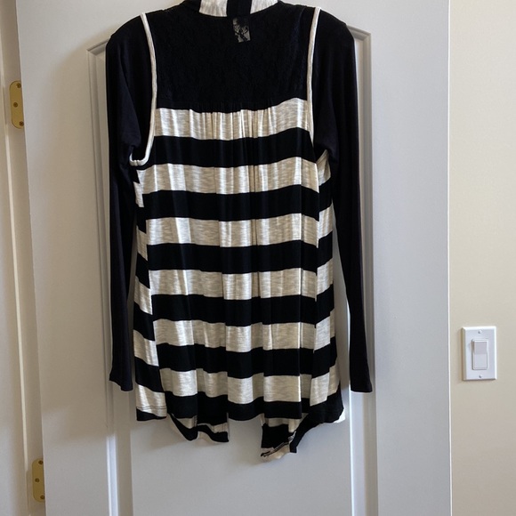 Beautiful striped open front cardigan in size M - Picture 3 of 13